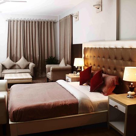 De Oriental Grand Hotel Kohima Eksteriør billede