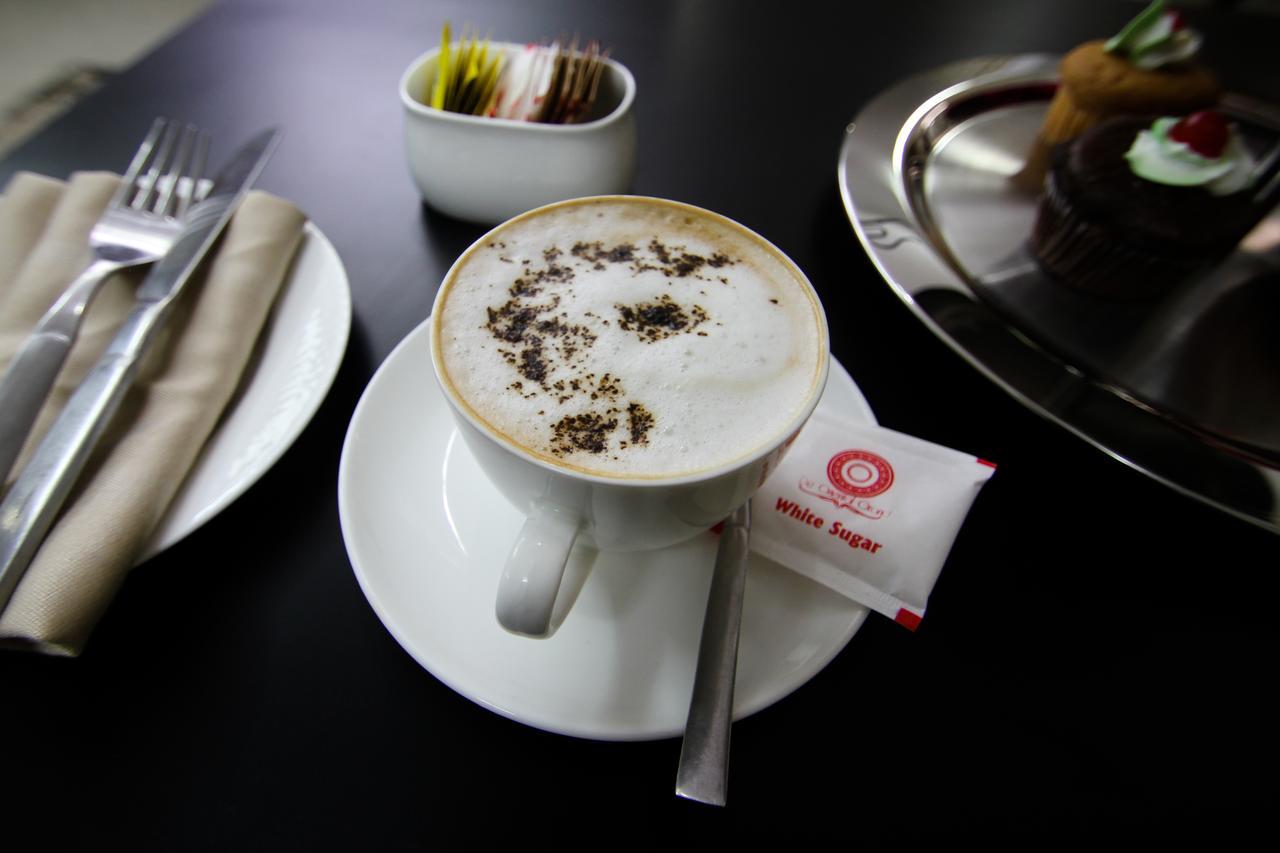 De Oriental Grand Hotel Kohima Eksteriør billede
