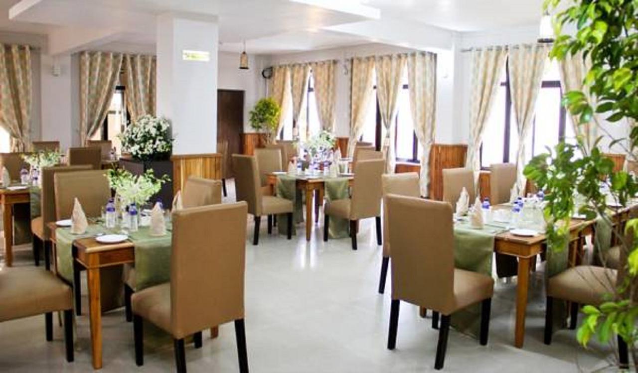 De Oriental Grand Hotel Kohima Eksteriør billede